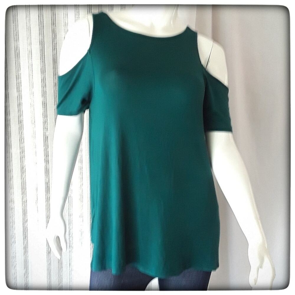 HIPPIE ROSE Stretch Knit Tunic Top Sz M Off The Shoulders Bright Festival Tshirt